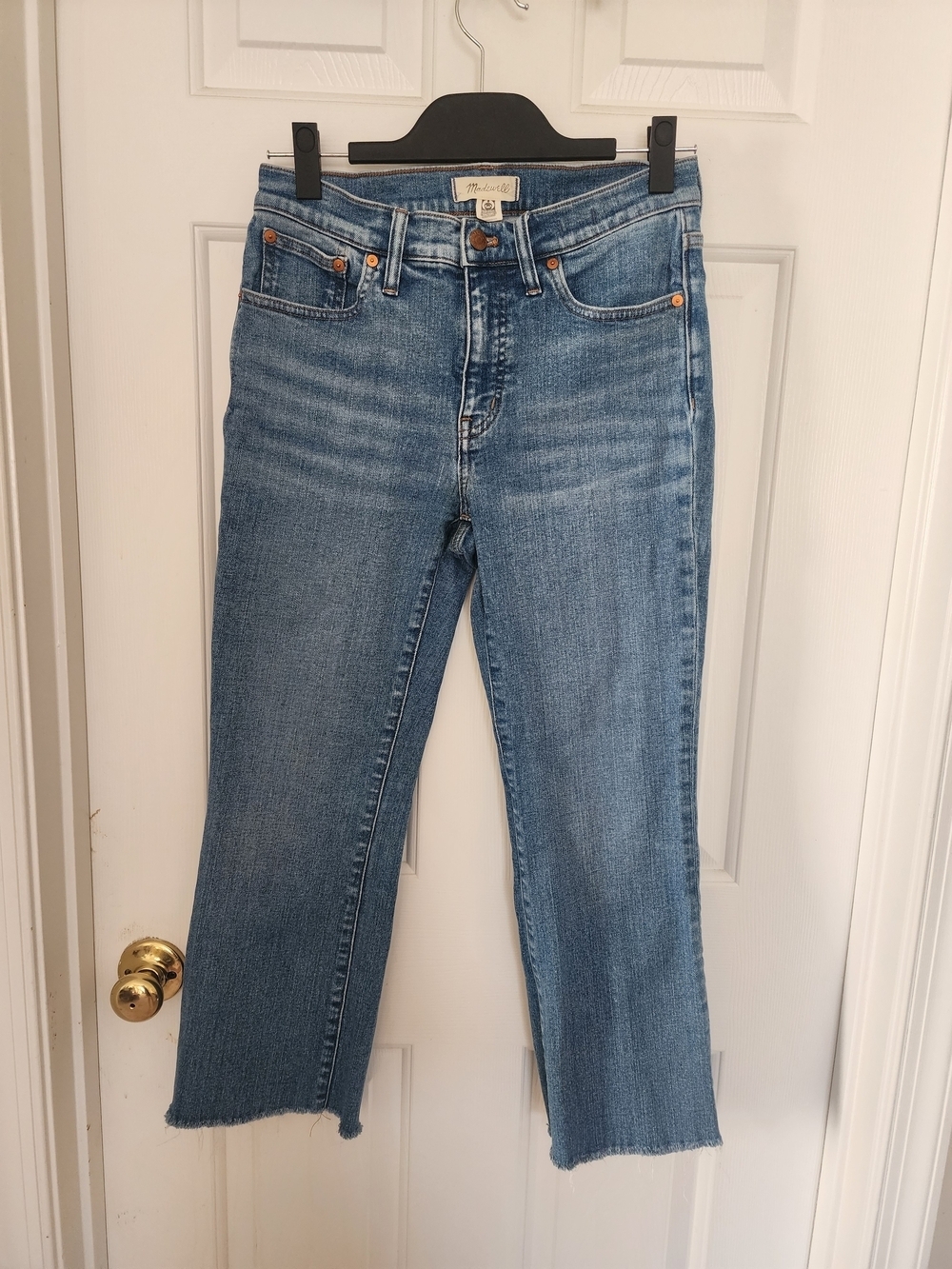 Madewell Medium Blue Mid-Rise Kick Out Cropped Straight Jeans